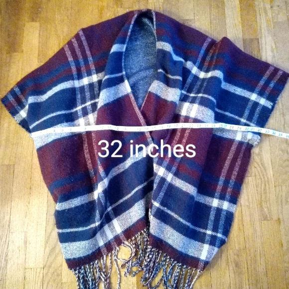 PONCHO - Plaid Soft Blanket Poncho in Red, White, and Blue with Tassles - Picture 4 of 9